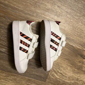 Kids ADIDAS Toddler Shoes - White with Tiger Stripes